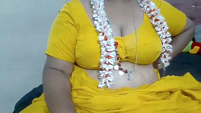 Snapshot of archanatelugu9 chatting on 03/16/26, 04:40 archanatelugu9 online show from 03/16/26, 04:40