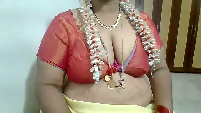 Snapshot of archanatelugu9 chatting on 07/20/26, 03:58 archanatelugu9 online show from 07/20/26, 03:58