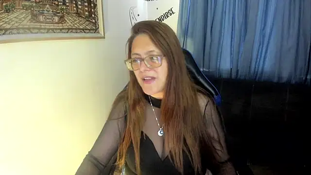 Snapshot of Ivette_Shaira chatting on 06/20/26, 11:46 Ivette Shaira online show from 06/20/26, 11:46