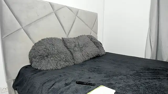 BlueEyesLexy online show from 12/14/25, 08:52