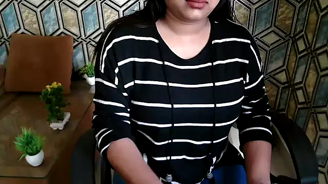 shivi moto online show from 02/18/25, 06:48