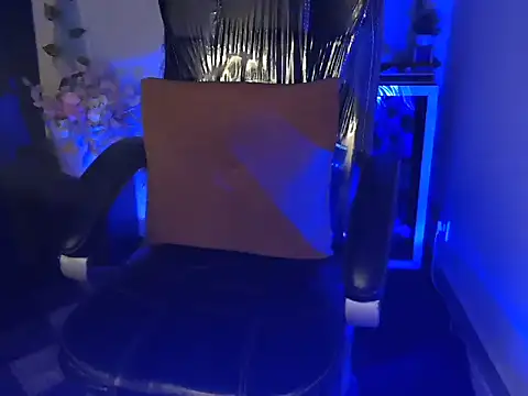 shivi moto online show from 12/05/25, 05:27