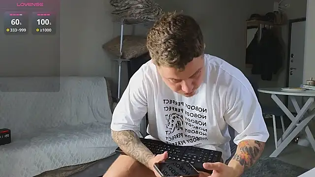 Snapshot of more__than__love chatting on 04/03/26, 06:11 more than love online show from 04/03/26, 06:11