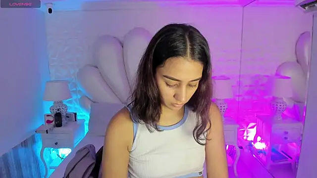 Snapshot of LucianaCarter chatting on 01/15/25, 03:54 LucianaCarter online show from 01/15/25, 03:54