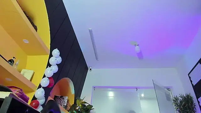 Snapshot of LucianaCarter chatting on 01/30/25, 03:55 LucianaCarter online show from 01/30/25, 03:55