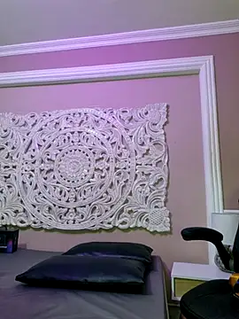 Snapshot of LucianaCarter chatting on 02/26/25, 03:53 LucianaCarter online show from 02/26/25, 03:53