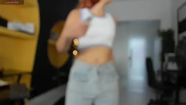 Snapshot of LucianaCarter chatting on 03/23/25, 03:43 LucianaCarter online show from 03/23/25, 03:43