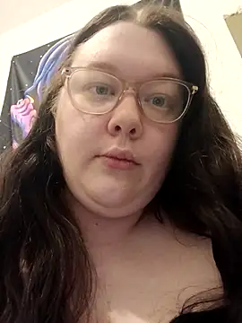 Sexycurvyemilyy online show from 02/10/26, 04:05