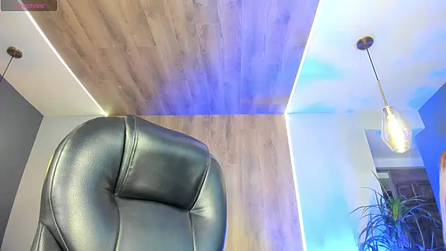 Snapshot of SophiePalmer chatting on 01/17/26, 12:10 SophiePalmer online show from 01/17/26, 12:10