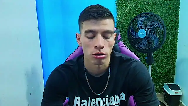 DEIBY BABY online show from 01/17/25, 01:47