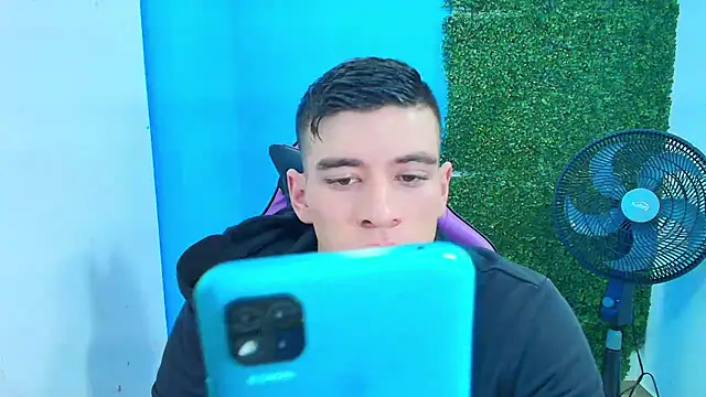 DEIBY BABY online show from 02/13/25, 09:38