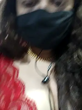 Snapshot of Sexybomb33 chatting on 12/16/24, 02:57 Sexybomb33 online show from 12/16/24, 02:57