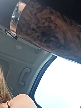 Snapshot of SkyelarSommer chatting on 03/30/26, 02:51 SkyelarSommer online show from 03/30/26, 02:51