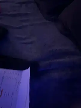 Snapshot of DominiqueX0 chatting on 01/14/25, 05:08 DominiqueX0 online show from 01/14/25, 05:08