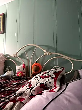 Snapshot of DominiqueX0 chatting on 01/08/26, 04:04 DominiqueX0 online show from 01/08/26, 04:04