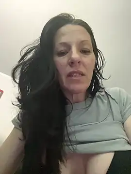 Snapshot of DominiqueX0 chatting on 03/11/26, 05:08 DominiqueX0 online show from 03/11/26, 05:08