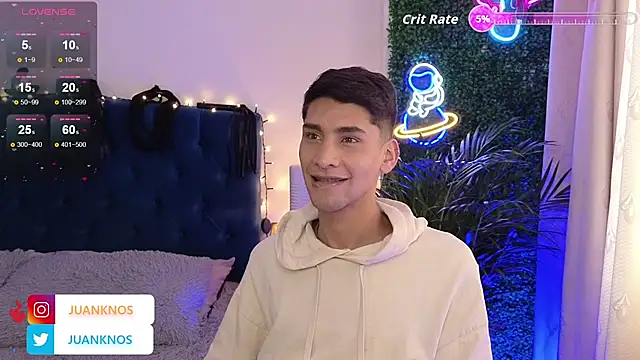 Snapshot of by_pandora chatting on 04/16/26, 06:41 by pandora online show from 04/16/26, 06:41