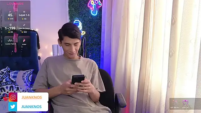 Snapshot of by_pandora chatting on 06/10/26, 05:23 by pandora online show from 06/10/26, 05:23