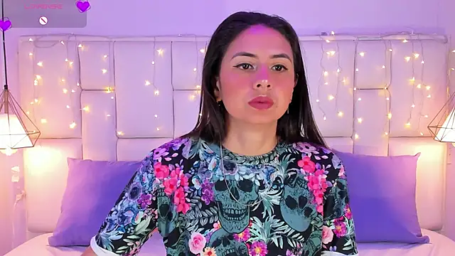 Snapshot of SarahSophia_ chatting on 01/28/25, 11:28 SarahSophia  online show from 01/28/25, 11:28
