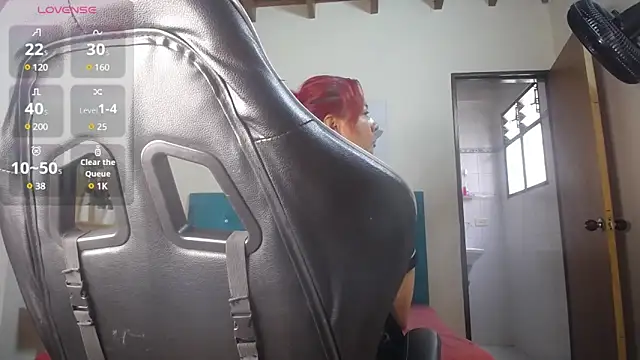 victoria  milf  online show from 01/09/25, 02:29