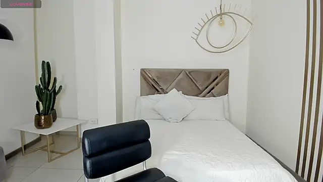 SunnyRivers online show from 10/30/25, 04:52