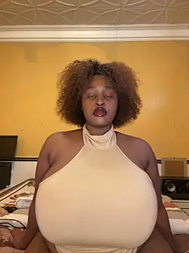 KnockoutBestie online show from 10/13/25, 02:17