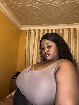 Snapshot of KnockoutBestie chatting on 04/16/26, 05:47 KnockoutBestie online show from 04/16/26, 05:47