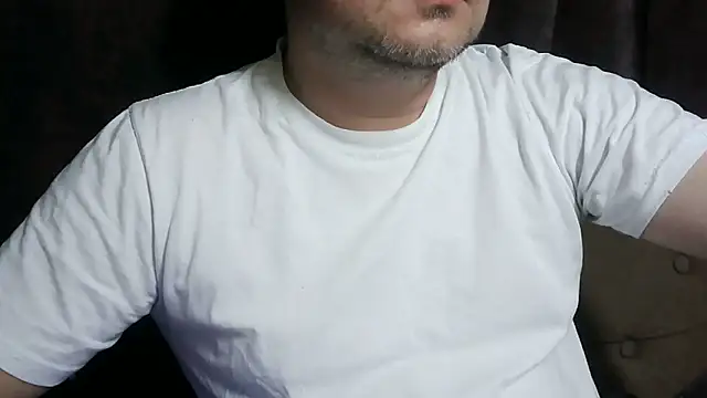 Snapshot of SladkiYA chatting on 02/18/26, 04:08 SladkiYA online show from 02/18/26, 04:08