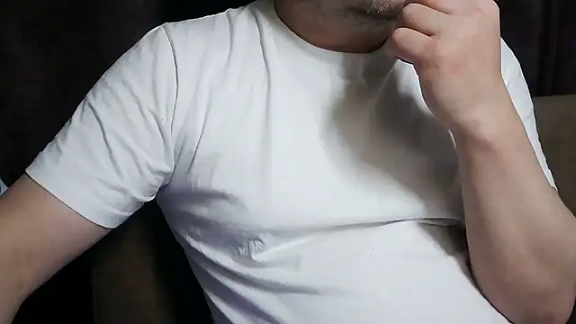 Snapshot of SladkiYA chatting on 02/19/26, 05:25 SladkiYA online show from 02/19/26, 05:25