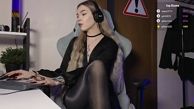 HavenRaee online show from 01/16/25, 10:23