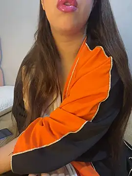 Snapshot of Mayacrayzi chatting on 01/31/25, 09:05 Mayacrayzi online show from 01/31/25, 09:05