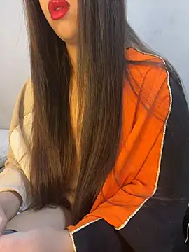 Snapshot of Mayacrayzi chatting on 02/05/25, 09:25 Mayacrayzi online show from 02/05/25, 09:25