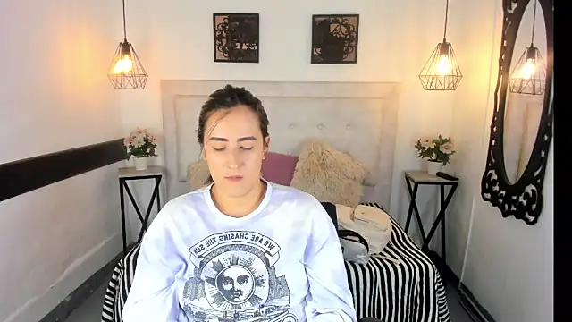 Hanna86 online show from 01/21/25, 08:21