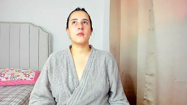 Hanna86 online show from 01/10/26, 03:58