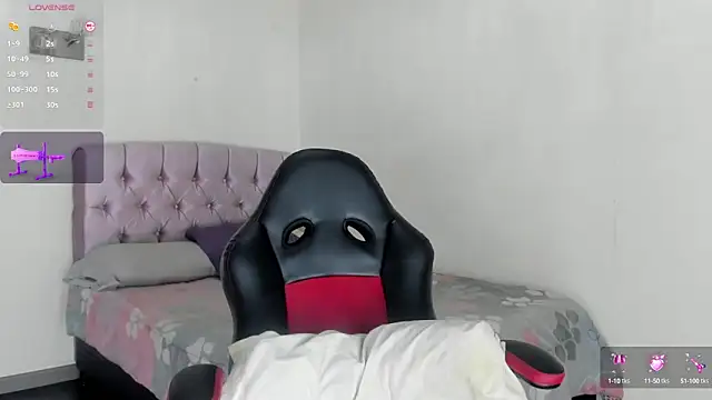 Snapshot of browch chatting on 01/30/25, 04:37 browch online show from 01/30/25, 04:37