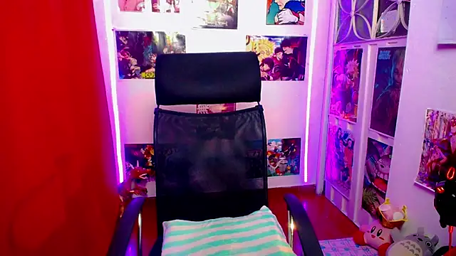 Snapshot of akai_krazna chatting on 02/13/25, 12:32 akai krazna online show from 02/13/25, 12:32