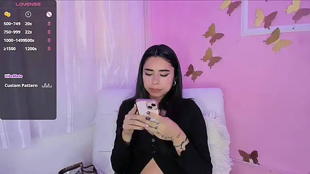 AmyOlimpo online show from 01/15/25, 08:58