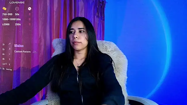 AmyOlimpo online show from 09/19/25, 11:00