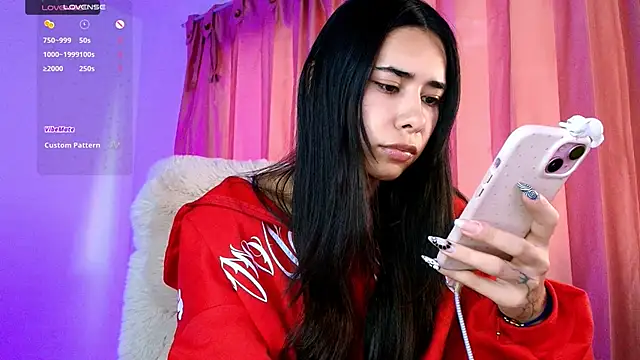 AmyOlimpo online show from 10/19/25, 09:15