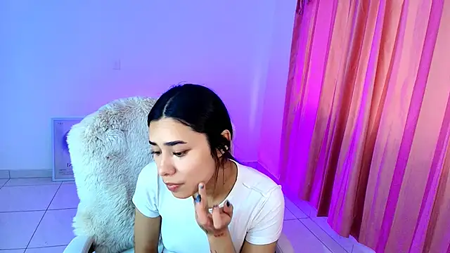 Snapshot of AmyOlimpo chatting on 02/18/26, 08:38 AmyOlimpo online show from 02/18/26, 08:38