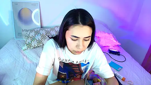 Snapshot of AmyOlimpo chatting on 04/06/26, 10:33 AmyOlimpo online show from 04/06/26, 10:33