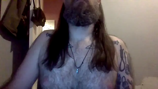 Snapshot of Thrillhouse chatting on 10/12/25, 11:37 Thrillhouse online show from 10/12/25, 11:37