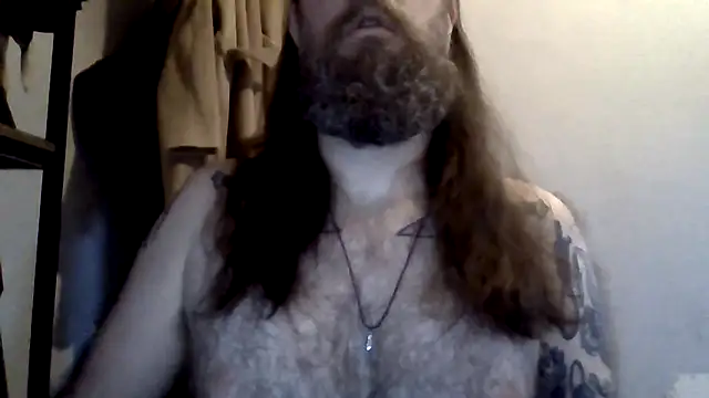 Snapshot of Thrillhouse chatting on 11/03/25, 07:53 Thrillhouse online show from 11/03/25, 07:53