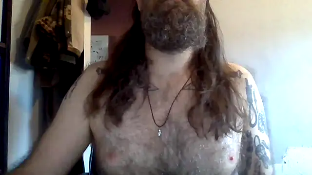 Snapshot of Thrillhouse chatting on 11/21/25, 09:19 Thrillhouse online show from 11/21/25, 09:19