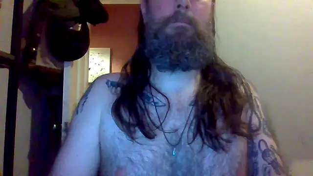 Snapshot of Thrillhouse chatting on 12/03/25, 12:29 Thrillhouse online show from 12/03/25, 12:29