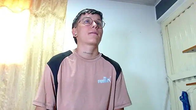 Snapshot of Tamarahryan chatting on 12/06/24, 06:50 Tamarahryan online show from 12/06/24, 06:50