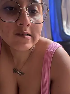 croftsmila online show from 12/22/24, 09:09