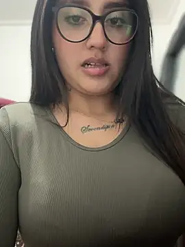 croftsmila online show from 03/18/25, 04:47