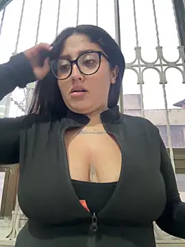 croftsmila online show from 09/18/25, 10:45