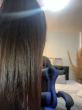 croftsmila online show from 03/11/26, 12:05